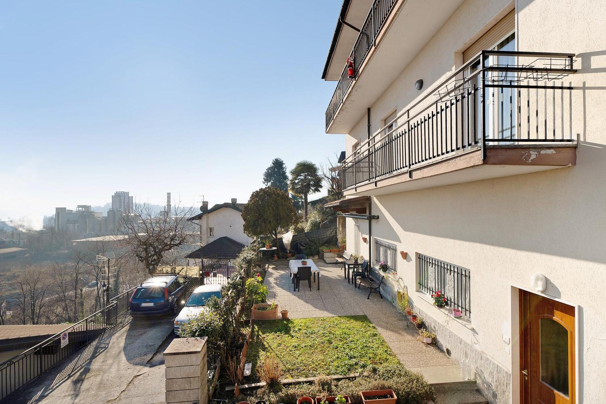 Casa Bella Apartment อินตรา ภายนอก รูปภาพ